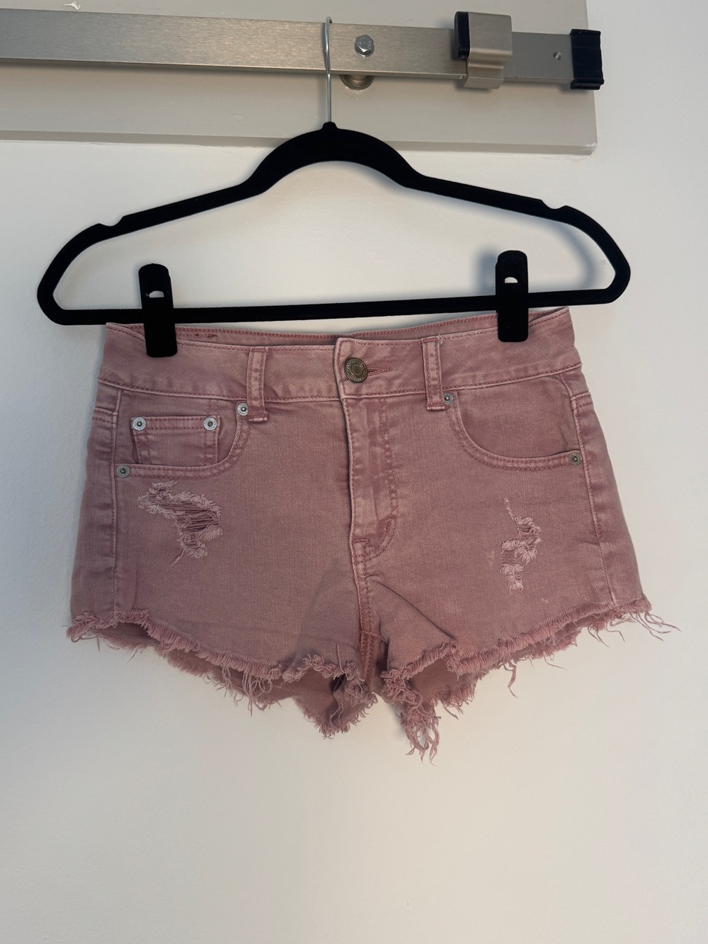 American Eagle Pink Distressed Stretch Jean Shorts Size 0
